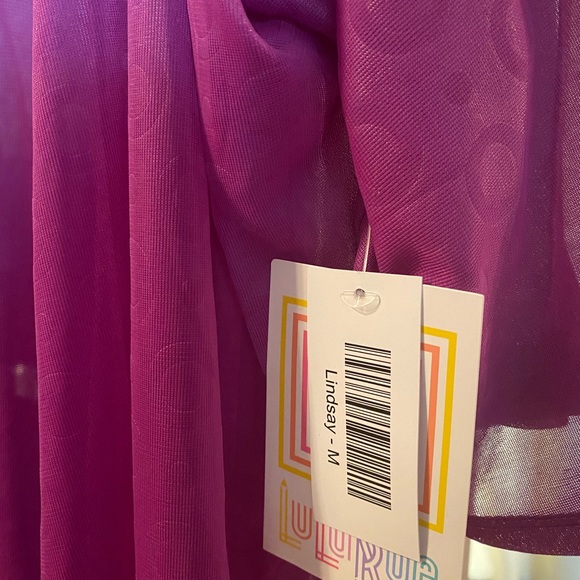 LulaRoe Lindsay brand new with tags! 💟 - Picture 3 of 3